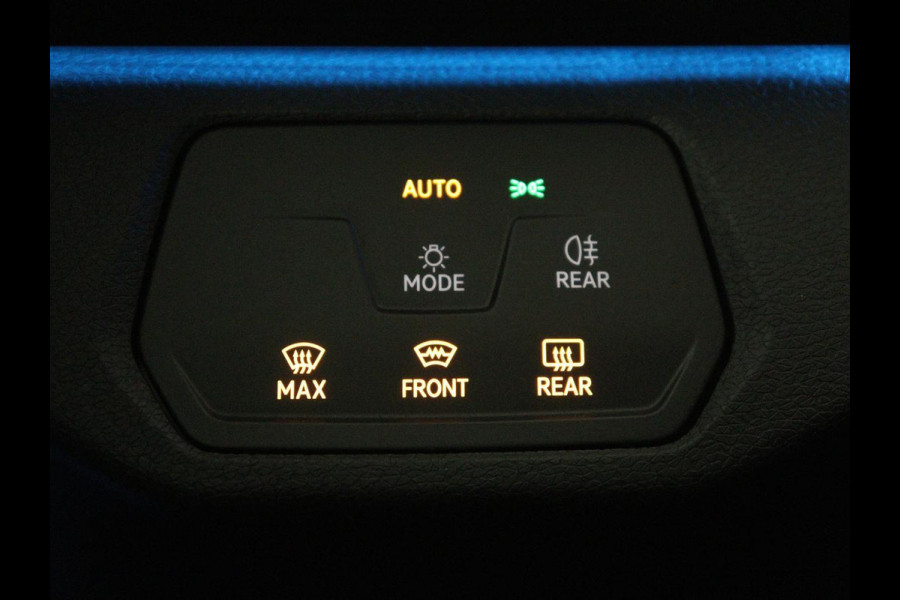 Volkswagen ID.4 Life 77 kWh | SOH 90.9% | Stoel & Stuurverwarming | Parkeerhulp | Adaptive cruise | navigatie | DAB+ | Carplay | Bluetooth | Climate control | Sfeerverlichting