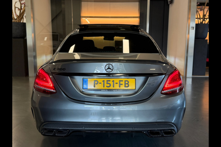 Mercedes-Benz C-Klasse 300 250PK AMG Night full option dealer onderhouden EQ