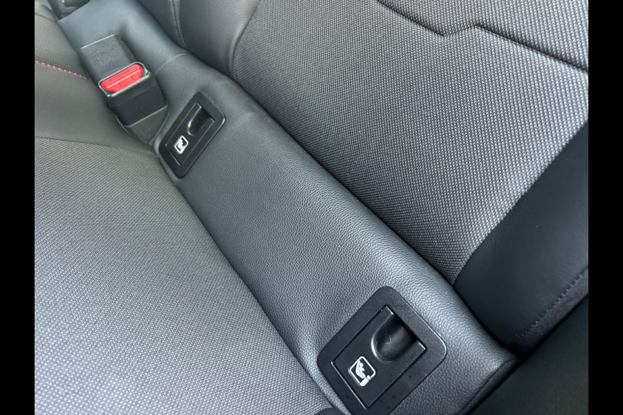 Toyota Corolla 1.8 Hybrid Executive Trekh NL-Auto Rijklaarprijs!