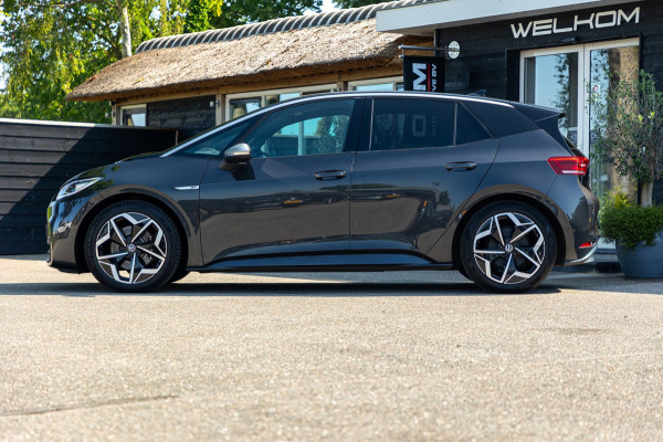 Volkswagen ID.3 First Plus 58 kWh Soh 89% I Panoramadak I Trekhaak I Cruise I Camera I Ergo Active I Zeer netjes