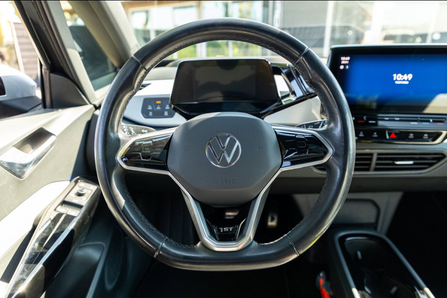 Volkswagen ID.3 First Plus 58 kWh Soh 89% I Panoramadak I Trekhaak I Cruise I Camera I Ergo Active I Zeer netjes