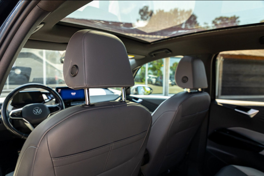 Volkswagen ID.3 First Plus 58 kWh Soh 89% I Panoramadak I Trekhaak I Cruise I Camera I Ergo Active I Zeer netjes