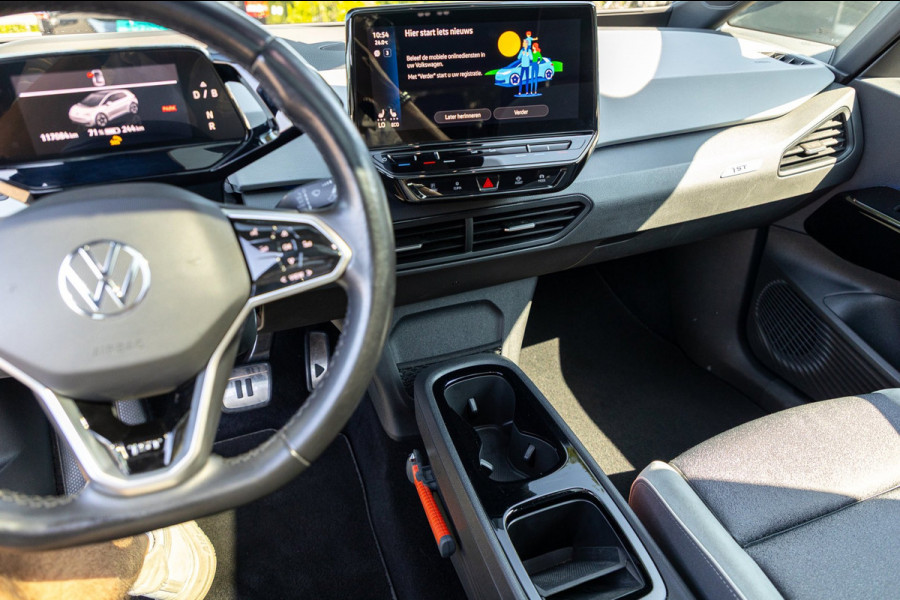 Volkswagen ID.3 First Plus 58 kWh Soh 89% I Panoramadak I Trekhaak I Cruise I Camera I Ergo Active I Zeer netjes