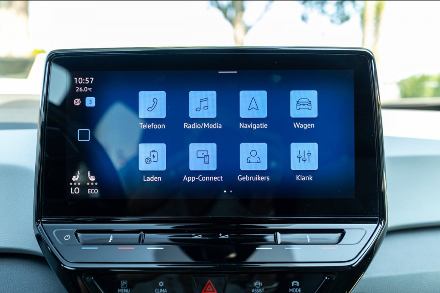 Volkswagen ID.3 First Plus 58 kWh Soh 89% I Panoramadak I Trekhaak I Cruise I Camera I Ergo Active I Zeer netjes