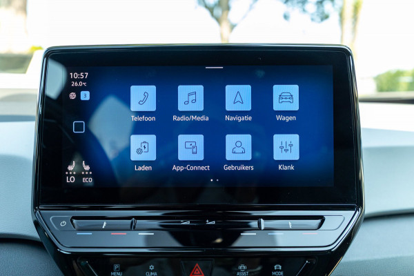 Volkswagen ID.3 First Plus 58 kWh Soh 89% I Panoramadak I Trekhaak I Cruise I Camera I Ergo Active I Zeer netjes