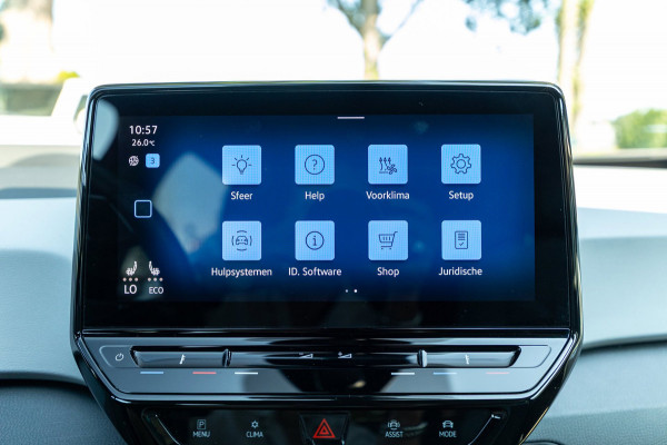 Volkswagen ID.3 First Plus 58 kWh Soh 89% I Panoramadak I Trekhaak I Cruise I Camera I Ergo Active I Zeer netjes