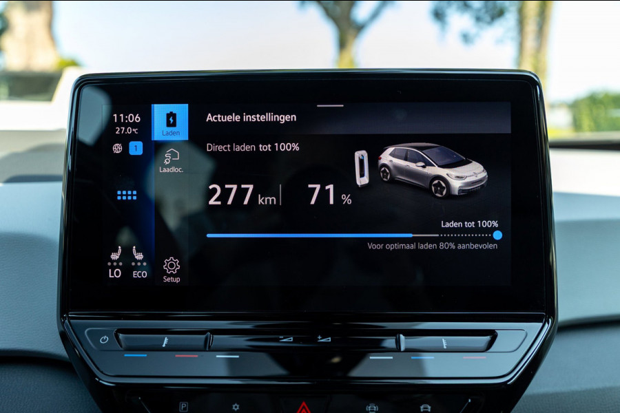 Volkswagen ID.3 First Plus 58 kWh Soh 89% I Panoramadak I Trekhaak I Cruise I Camera I Ergo Active I Zeer netjes