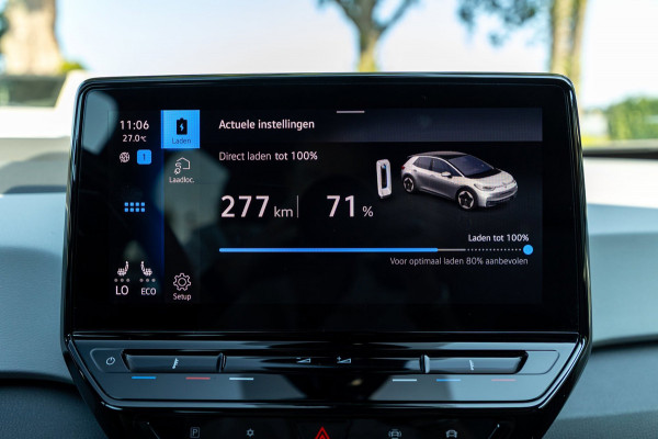 Volkswagen ID.3 First Plus 58 kWh Soh 89% I Panoramadak I Trekhaak I Cruise I Camera I Ergo Active I Zeer netjes