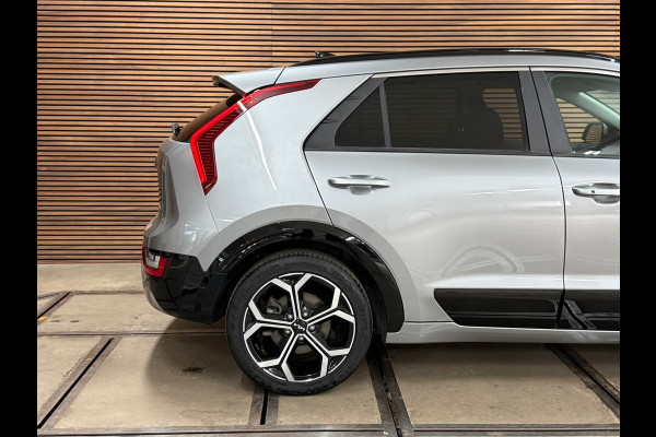 Kia Niro 1.6 GDi HEV Mild-Hybrid DynamicPlusLine | Cruise adapt. | Camera | 18Inch | Winterpakket | Design pakket Black |
