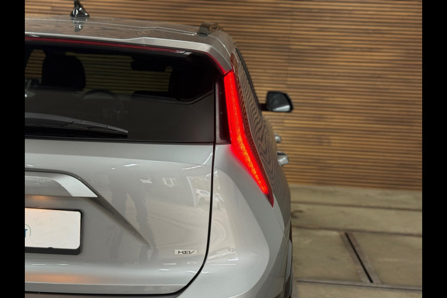Kia Niro 1.6 GDi HEV Mild-Hybrid DynamicPlusLine | Cruise adapt. | Camera | 18Inch | Winterpakket | Design pakket Black |