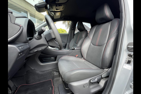 Lexus LBX 1.5 Hybrid Emotion Tech Pack | Leer, Elektrische achterklep, Keyless, Stoel + Stuurverwarming, 18 inch, Privacy glass