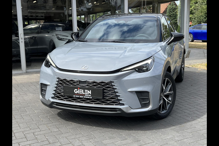 Lexus LBX 1.5 Hybrid Emotion Tech Pack | Leer, Elektrische achterklep, Keyless, Stoel + Stuurverwarming, 18 inch, Privacy glass