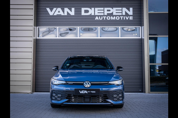 Volkswagen Golf 8.5 1.5 eHybrid GTE - Pano l HUD l Trekhaak l 360cam