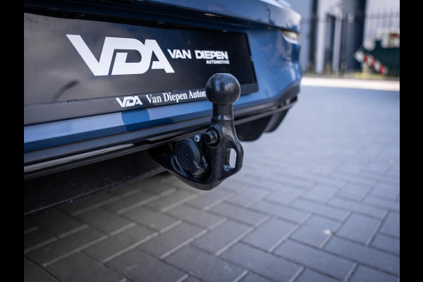Volkswagen Golf 8.5 1.5 eHybrid GTE - Pano l HUD l Trekhaak l 360cam