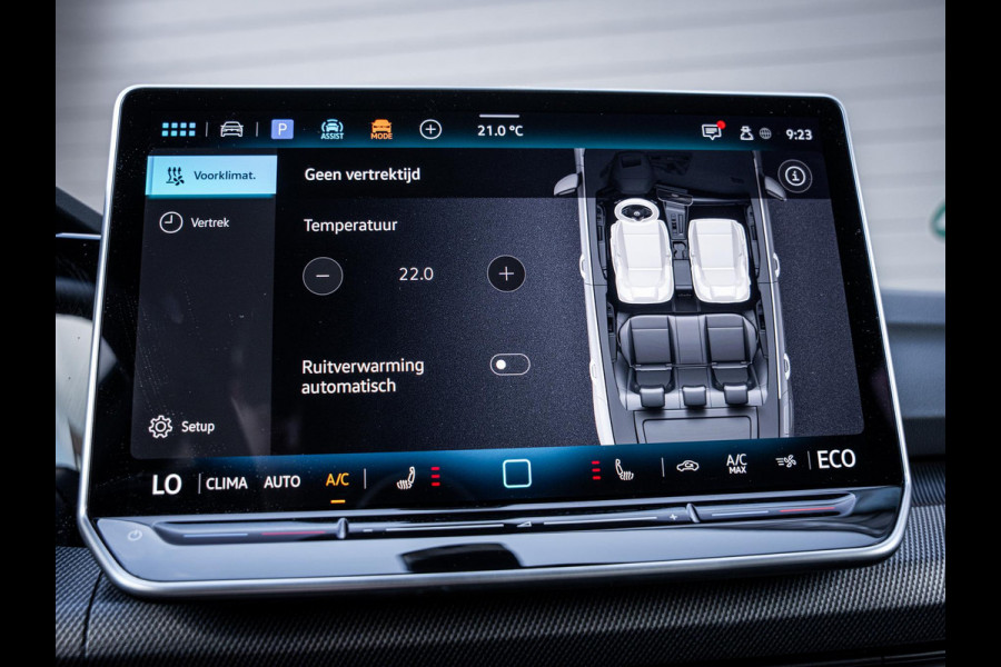 Volkswagen Golf 8.5 1.5 eHybrid GTE - Pano l HUD l Trekhaak l 360cam