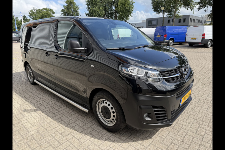 Opel Vivaro 1.5 CDTI L2H1 Edition / vaste prijs rijklaar € 18.950 ex btw / euro 6 / bpm vrij / lease vanaf € 319 / dubbele schuifdeur / zwart metallic / trekhaak / pdc voor en achter