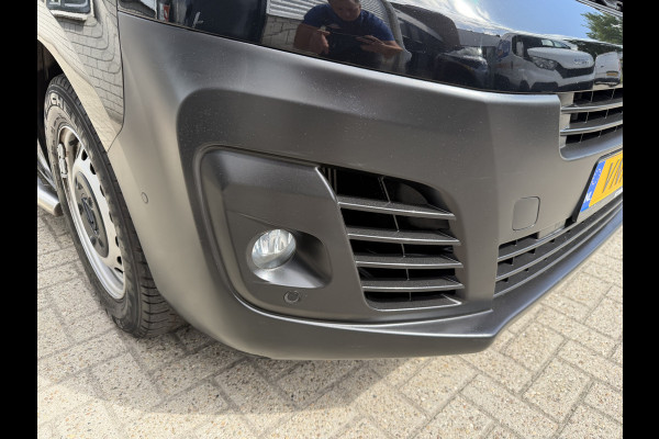 Opel Vivaro 1.5 CDTI L2H1 Edition / vaste prijs rijklaar € 18.950 ex btw / euro 6 / bpm vrij / lease vanaf € 319 / dubbele schuifdeur / zwart metallic / trekhaak / pdc voor en achter