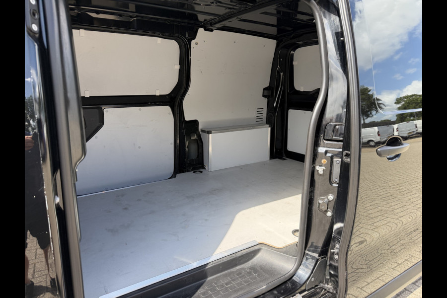 Opel Vivaro 1.5 CDTI L2H1 Edition / vaste prijs rijklaar € 18.950 ex btw / euro 6 / bpm vrij / lease vanaf € 319 / dubbele schuifdeur / zwart metallic / trekhaak / pdc voor en achter