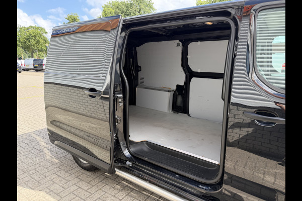 Opel Vivaro 1.5 CDTI L2H1 Edition / vaste prijs rijklaar € 18.950 ex btw / euro 6 / bpm vrij / lease vanaf € 319 / dubbele schuifdeur / zwart metallic / trekhaak / pdc voor en achter