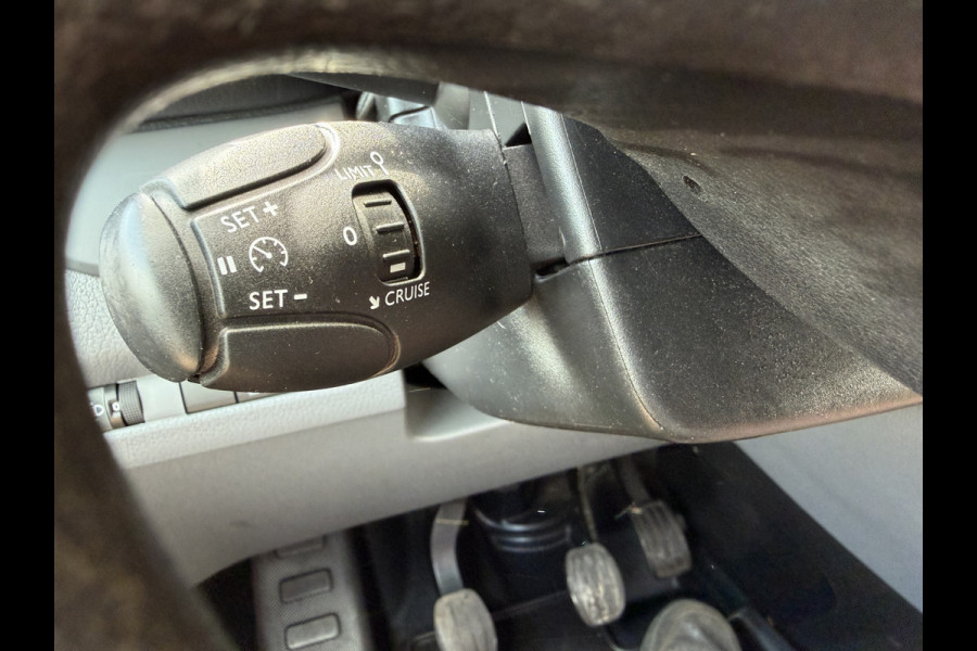 Opel Vivaro 1.5 CDTI L2H1 Edition / vaste prijs rijklaar € 18.950 ex btw / euro 6 / bpm vrij / lease vanaf € 319 / dubbele schuifdeur / zwart metallic / trekhaak / pdc voor en achter