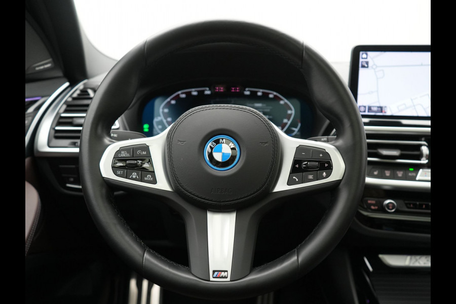 BMW iX3 M Sport High Executive 80 kWh 286pk Dealer O.H. SOH 95% | Trekhaak Af Fabriek | Panodak | Head Up | 360 Camera | Harman / Kardon | Lederen Sportstoelen Memory & Verwarmd | Keyless | Blis | Sfeerverlichting | 20"L.M | Adaptive LED |