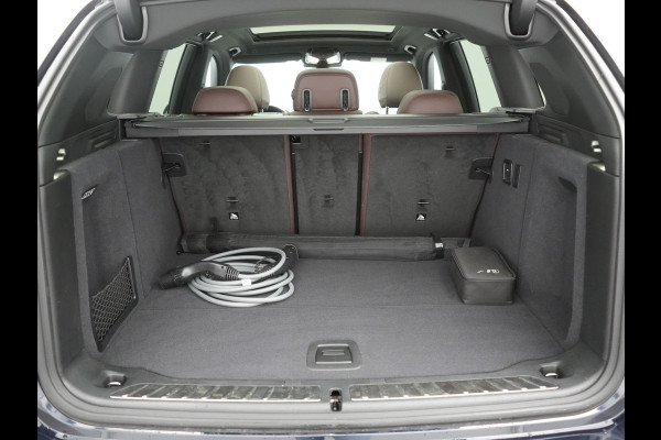 BMW iX3 M Sport High Executive 80 kWh 286pk Dealer O.H. SOH 95% | Trekhaak Af Fabriek | Panodak | Head Up | 360 Camera | Harman / Kardon | Lederen Sportstoelen Memory & Verwarmd | Keyless | Blis | Sfeerverlichting | 20"L.M | Adaptive LED |