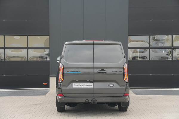 Ford E-Transit Custom 340 L2H1 Limited 71 kWh 218pk - AGR Bestuurdersstoel - Trekhaak - ACC - B&O - Navi - Stoel/Stuurverwarming - 360 Camera - Blinds