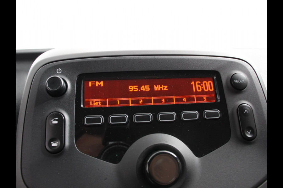 Peugeot 108 1.0 e-VTi Active Airco Bluetooth Led DAB 5 deurs