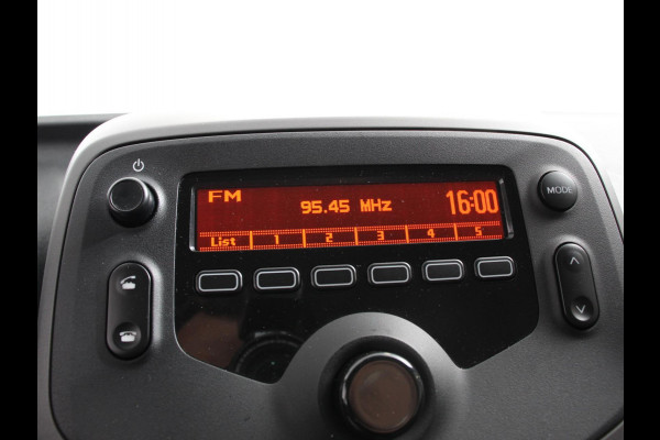 Peugeot 108 1.0 e-VTi Active Airco Bluetooth Led DAB 5 deurs