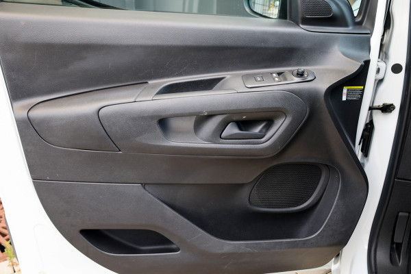 Peugeot Partner 1.2 PureTech Premium | AIRCO | CARPLAY/ANDROID AUTO | PDC ACHTER | CRUISE CONTROL |