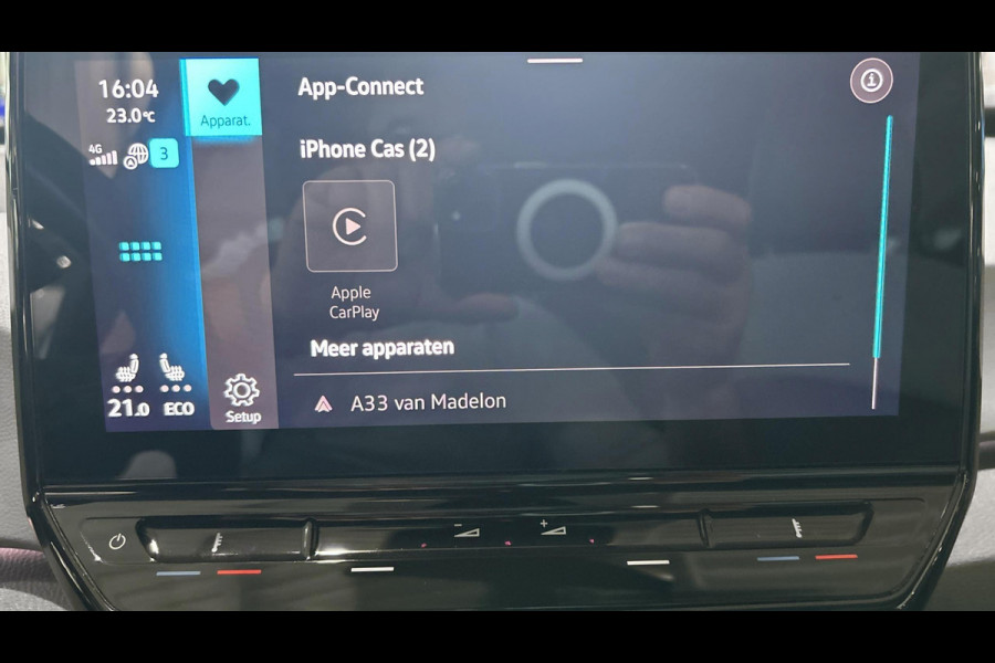 Volkswagen ID.3 First Plus 58 kWh Navigatie,stoelverwarming ,cruise controll, appconnect
