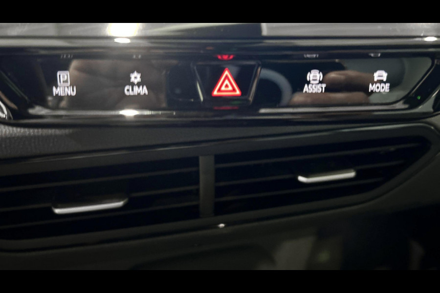 Volkswagen ID.3 First Plus 58 kWh Navigatie,stoelverwarming ,cruise controll, appconnect