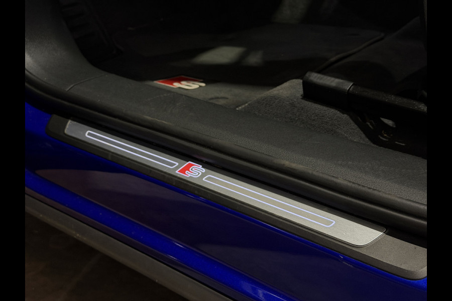 Audi Q8 Sportback e-tron S quattro SQ8 115 kWh | Valcona Leder | Panoramadaj | Trekhaak | 22'' | Matrix LED | Memory | B&O |
