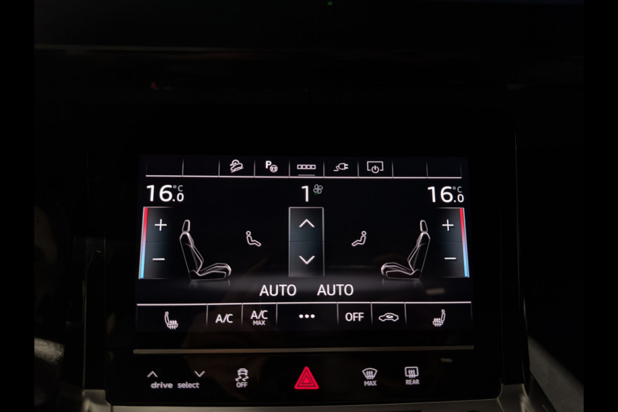 Audi Q8 Sportback e-tron S quattro SQ8 115 kWh | Valcona Leder | Panoramadaj | Trekhaak | 22'' | Matrix LED | Memory | B&O |