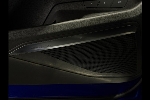 Audi Q8 Sportback e-tron S quattro SQ8 115 kWh | Valcona Leder | Panoramadaj | Trekhaak | 22'' | Matrix LED | Memory | B&O |
