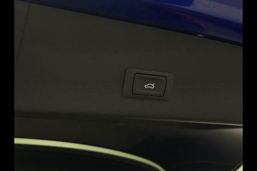 Audi Q8 Sportback e-tron S quattro SQ8 115 kWh | Valcona Leder | Panoramadaj | Trekhaak | 22'' | Matrix LED | Memory | B&O |