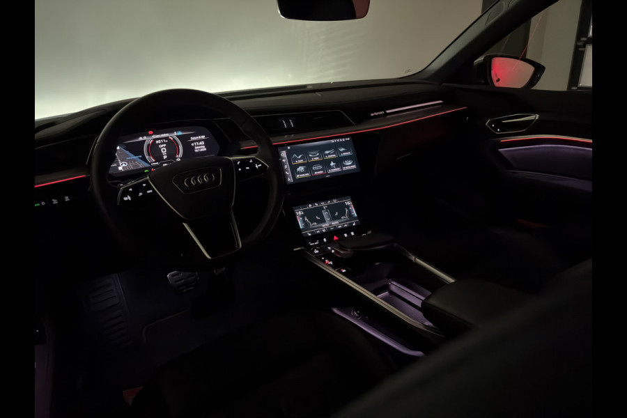 Audi Q8 Sportback e-tron S quattro SQ8 115 kWh | Valcona Leder | Panoramadaj | Trekhaak | 22'' | Matrix LED | Memory | B&O |