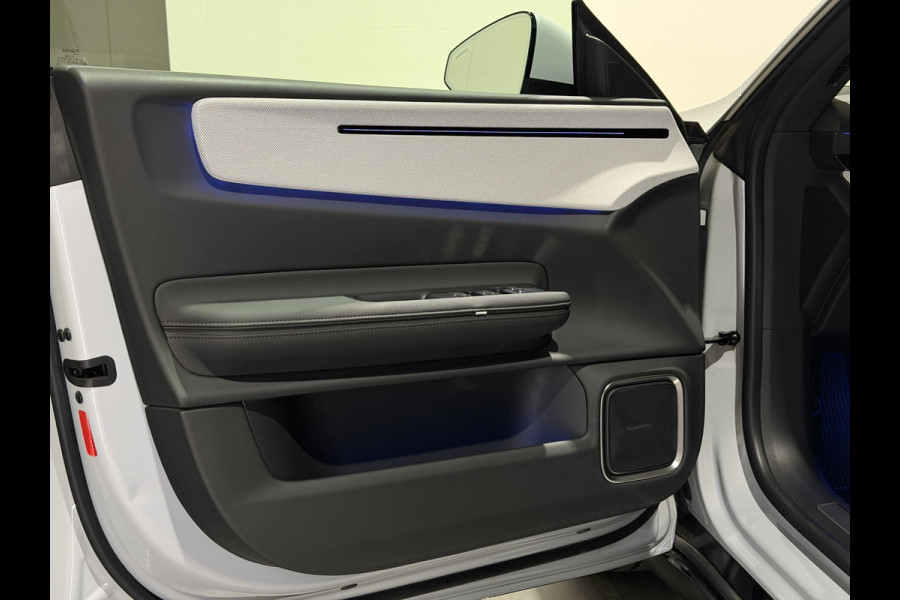 Polestar 4 Long Range Single motor 100 kWh | Drive Pro, Pilot & Plus Pack | Trekhaak | Extra getint glas achter