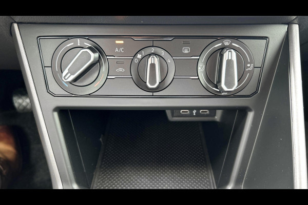 Volkswagen Polo 1.0 TSI 95pk R-Line Edition | Parkeersensoren | Acc | Led | Clima