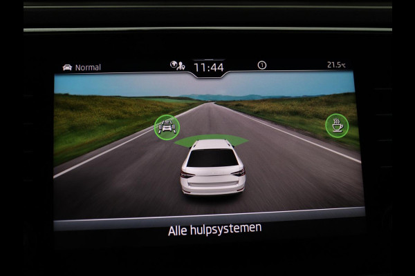 Škoda Superb Combi 1.4 TSI iV Business Edition Plus | SOH 93,2% | Camera | Cruise control | Navigatie | DAB+ | Carplay | Climate control | Sfeerverlichting