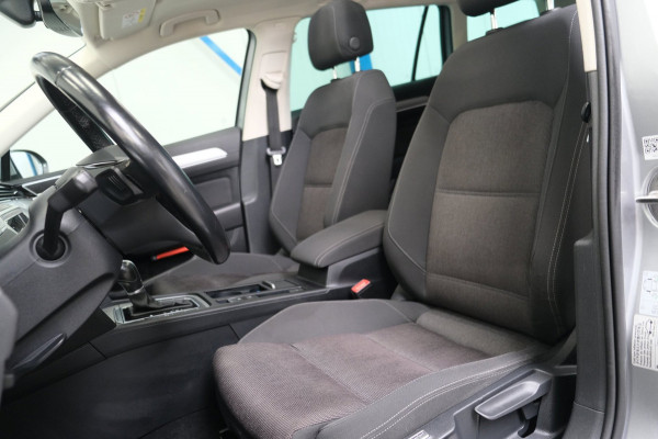 Volkswagen Passat Variant 1.5 TSI Comfortline Business Automaat - N.A.P. Airco ,Cruise, Navi, PDC, Carplay, Virtual display.