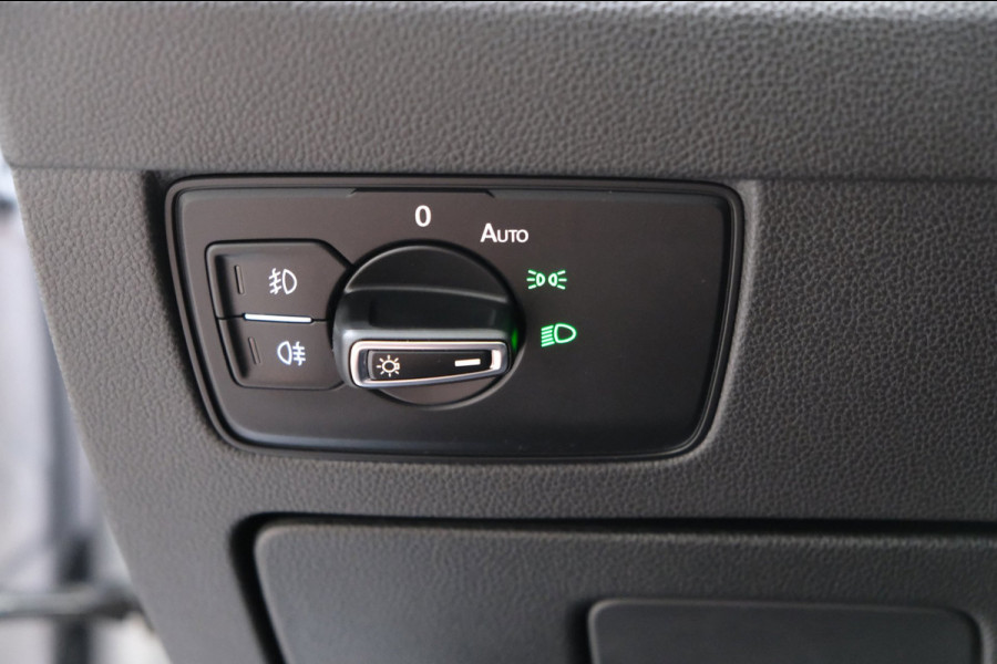 Volkswagen Passat Variant 1.5 TSI Comfortline Business Automaat - N.A.P. Airco ,Cruise, Navi, PDC, Carplay, Virtual display.
