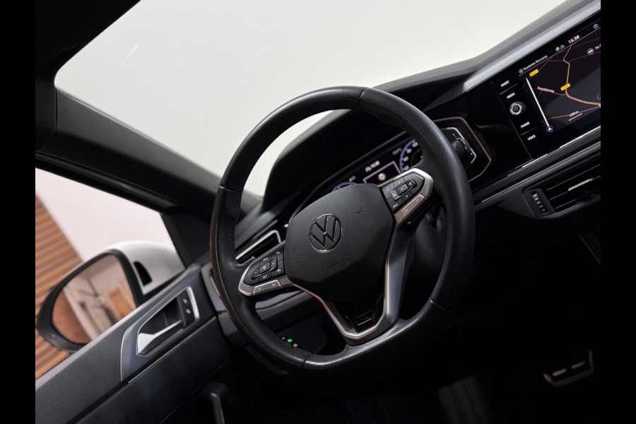Volkswagen Taigo 1.5 TSI R-Line Executive | Pano | ACC | Digital Cockpit | Camera | Keyless