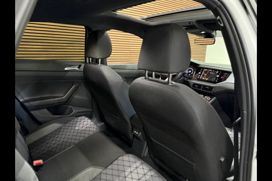 Volkswagen Taigo 1.5 TSI R-Line Executive | Pano | ACC | Digital Cockpit | Camera | Keyless