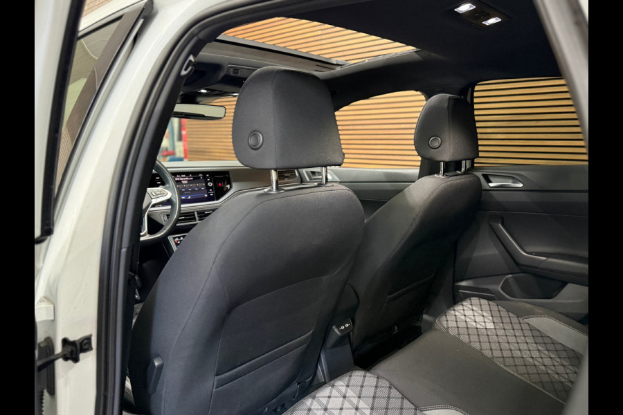 Volkswagen Taigo 1.5 TSI R-Line Executive | Pano | ACC | Digital Cockpit | Camera | Keyless