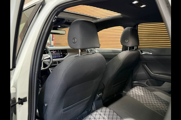 Volkswagen Taigo 1.5 TSI R-Line Executive | Pano | ACC | Digital Cockpit | Camera | Keyless