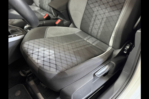 Volkswagen Taigo 1.5 TSI R-Line Executive | Pano | ACC | Digital Cockpit | Camera | Keyless