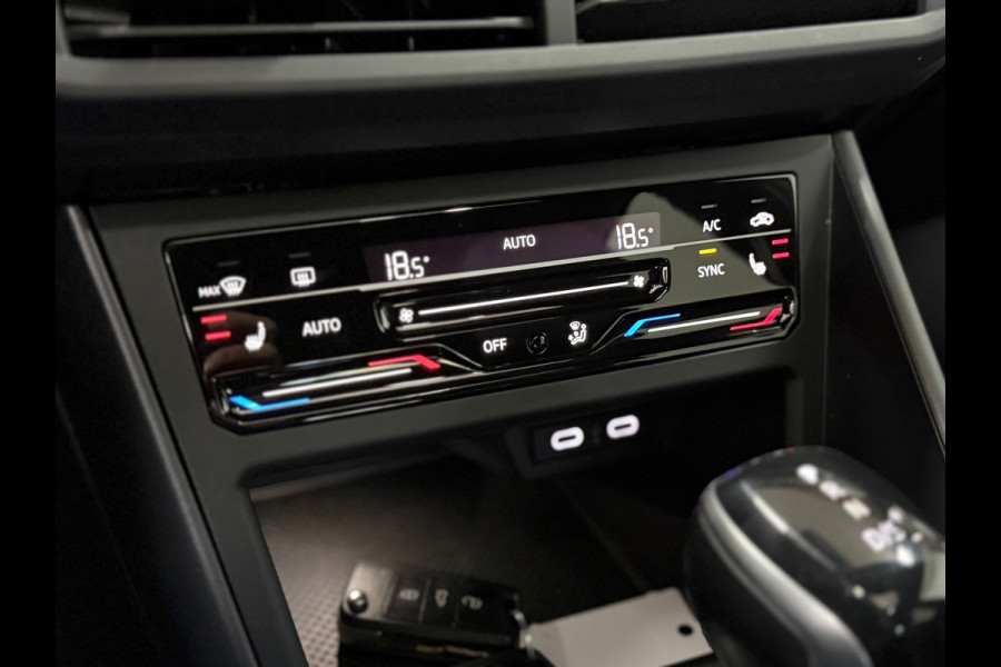 Volkswagen Taigo 1.5 TSI R-Line Executive | Pano | ACC | Digital Cockpit | Camera | Keyless
