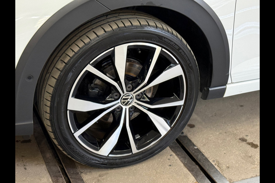 Volkswagen Taigo 1.5 TSI R-Line Executive | Pano | ACC | Digital Cockpit | Camera | Keyless