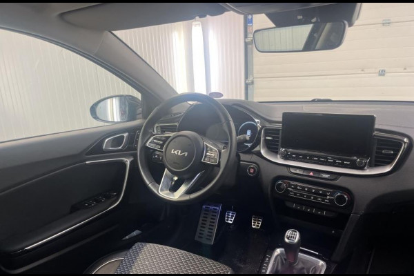 Kia Ceed Sportswagon 1.0 T-GDi 120PK ExecutiveLine / Panorama-schuifdak / 1/2 Leder / Navigatie / Airco-ecc./ Pdc+Camera / Stoel-Stuurverwarming /